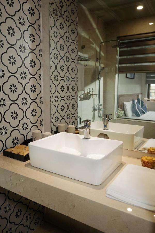 Milan Hotel ニンビン エクステリア 写真